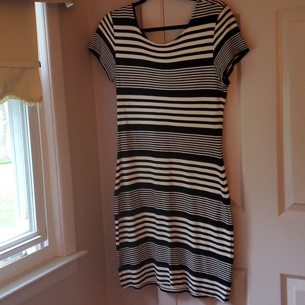 Size 0X Forever 21+ Blue Striped Bodycon Dress